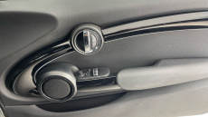 MINI Hatchback 135kW Cooper S Level 2 33kWh 3dr Auto Electric Hatchback